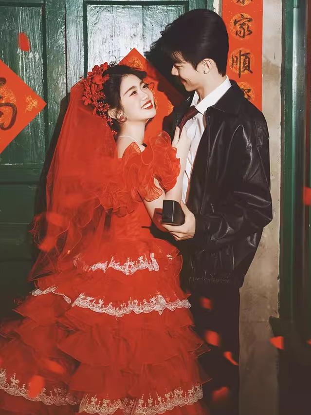 Robe de mariée rouge vintage s - Street Fashion Photographers avis et prix