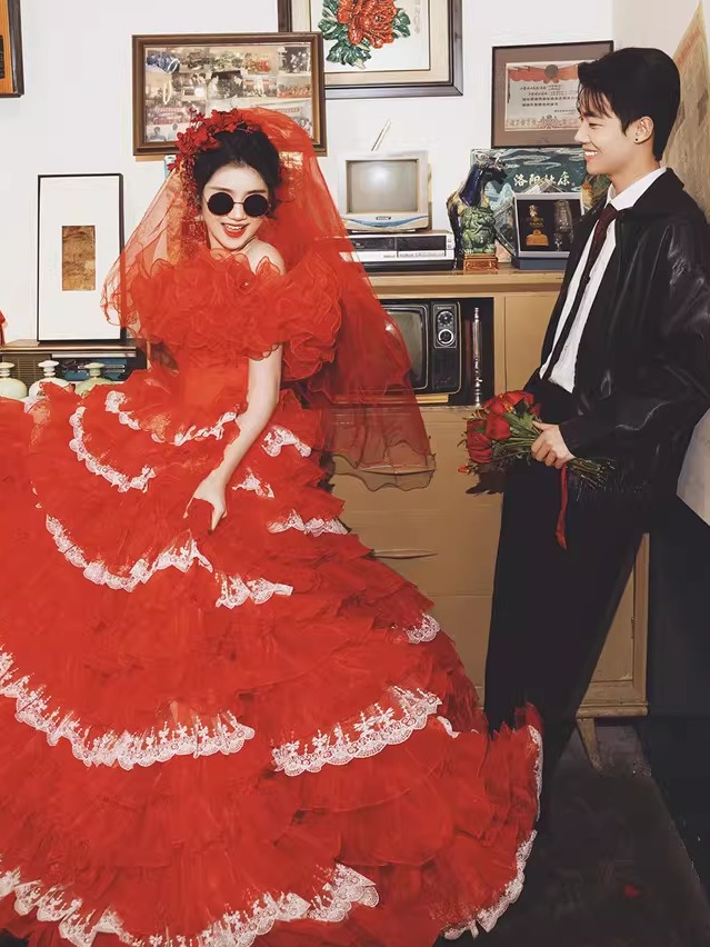 Robe de mariée rouge vintage s - Street Fashion Photographers avis et prix
