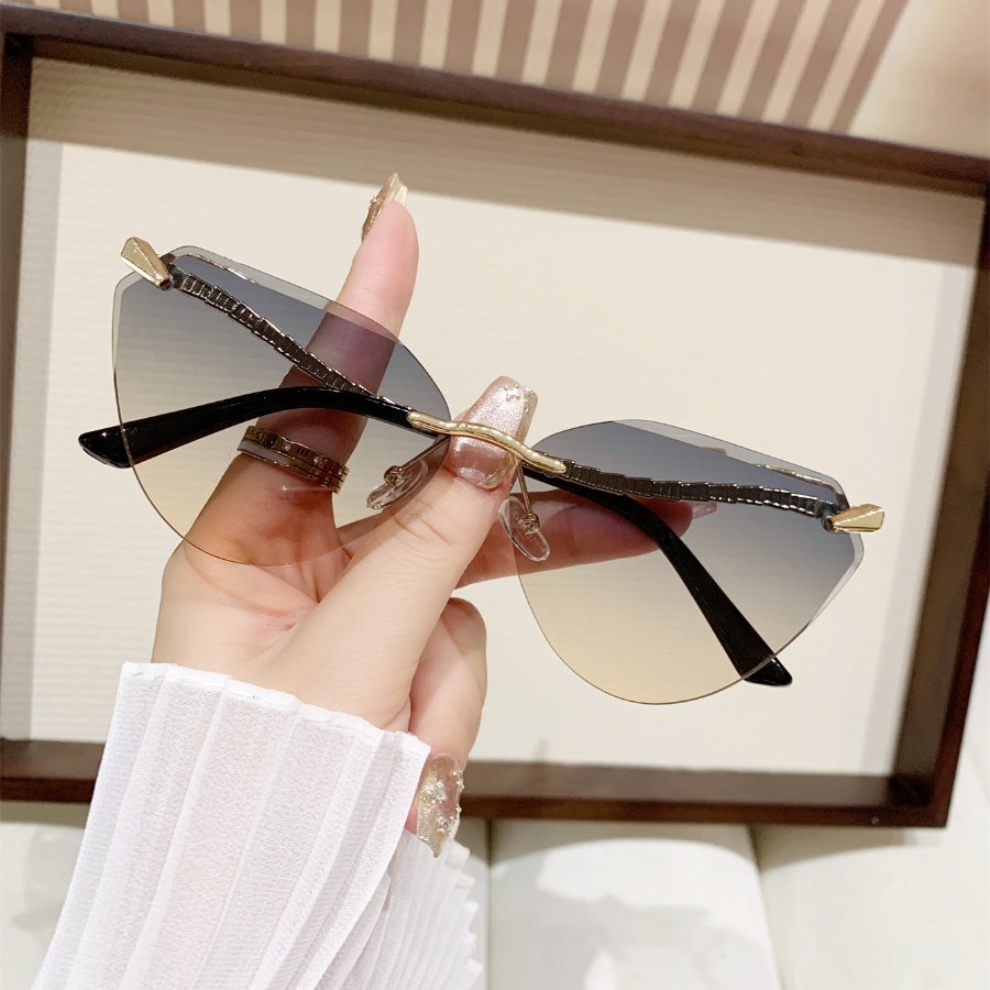 Lunettes à la mode pour femmes - Street Fashion Glasses avis et prix